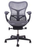 Herman Miller Mirra 2 Bureaustoelen, Inclusief 4d Armen, Huis en Inrichting, Bureaustoelen, Verzenden, Zwart, Zo goed als nieuw