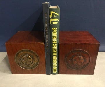 Globe Wernicke - Boekensteunen (2) - Hout