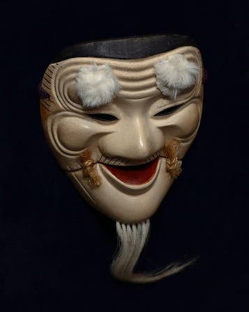 Japan Wooden Noh Mask of “Chichinojou”   - sculptuur