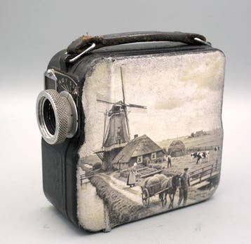 Pathe Baby 9.5mm – Custom Restored Dutch Countryside Art