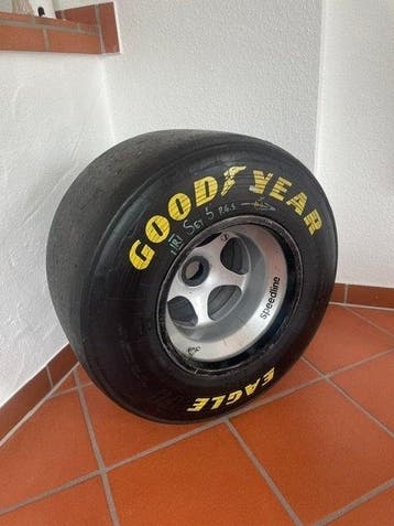 Sauber - 1996 - Band compleet met wiel, Nieuw