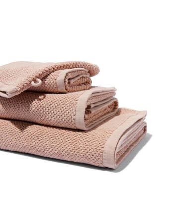 HEMA Handdoek 2e kans recycled katoen lichtroze, Huis en Inrichting, Badkamer | Badtextiel en Accessoires, Verzenden, Nieuw