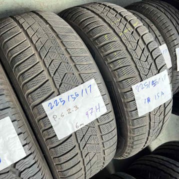 2 x Pirelli 225-55-17 97HWinterbanden 6mm, Gebruikt, 17 inch, Band(en), Personenwagen