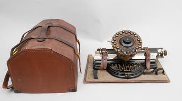 Een ijzeren ‘Lambert’ typemachine, UK, ca. 1902-1904, Gebruikt