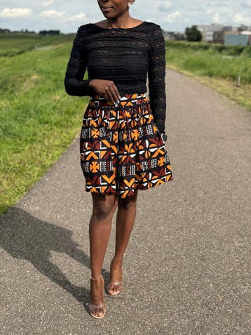 Afrikaanse print mini rok - Bruine Cross Bogolan - S, Kleding | Dames, Ophalen of Verzenden, Nieuw