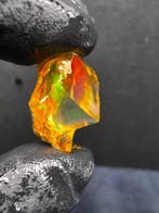 16.50ct Crystal Opal Specimen Ruw- 3.3 g, Verzamelen, Mineralen en Fossielen