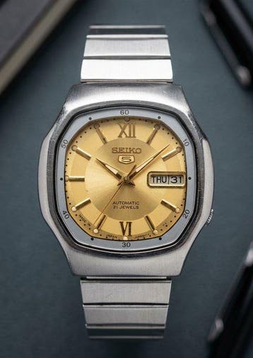 Seiko - Vintage Octagonal Stainless Steel Case - Zonder