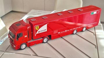 Hachette 1:43 - Modelauto - Iveco Stralis - Teamtransport, Nieuw