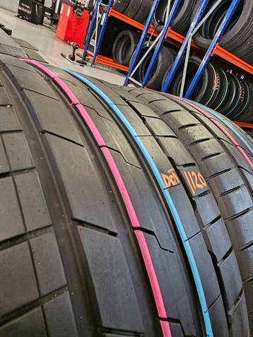 235/35/19 91Y HANKOOK ZOMERBANDEN 6,7MM PROFIEL DEMO 4X, Gebruikt, 235 mm, Band(en), Personenwagen