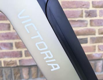 CARBON  Victoria Fybron 56 cm.750wh.Bosch hmb cx. van € 7999, Overige merken, Nieuw, Ophalen of Verzenden, 50 km per accu of meer