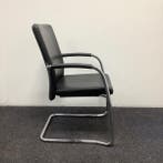 vergaderstoel / stapelstoel, zwart leren bekleding - chroom, Huis en Inrichting, Stoelen, Gebruikt, Zwart, Leer, Ophalen of Verzenden
