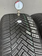 235/55/18 100V continental 4 seizoensbanden 6,7/6mm profiel, 18 inch, Gebruikt, Ophalen of Verzenden, 235 mm