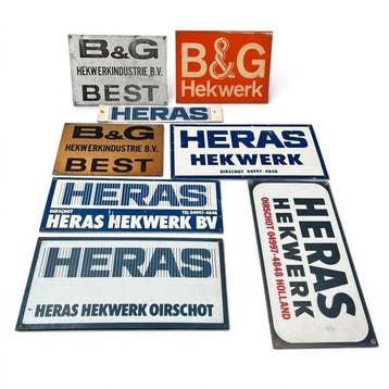 Verzameling van acht vintage reclameborden Heras Hekwerk en