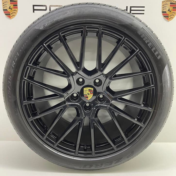 Porsche Cayenne E3 ORIGINELE 21 RS Spyder zwart met banden, Auto-onderdelen, Banden en Velgen, 21 inch, 315 mm, Personenwagen