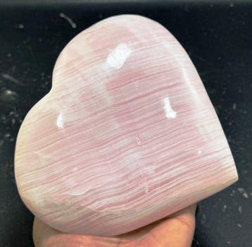 Roze Mangaan Calciet Hart - Hoogte: 17 cm - Breedte: 15 cm-