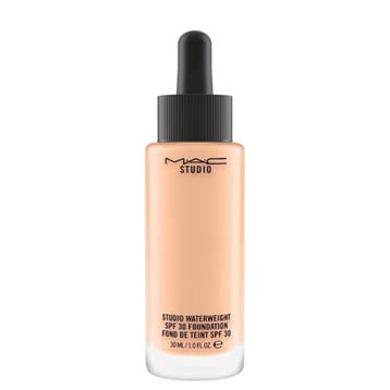 MAC Cosmetics - Studio Waterweight Foundation - NC25 - NC35, Ophalen of Verzenden, Nieuw, Gehele gezicht, Make-up