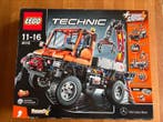 Lego - Technic - 8110 - Unimog U400 mit pneumatischem Kran -, Nieuw