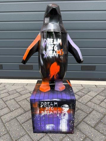 Daluxe Art - 1999 • XXL Dream Big Dreams Penguin Display –, Antiek en Kunst, Kunst | Designobjecten
