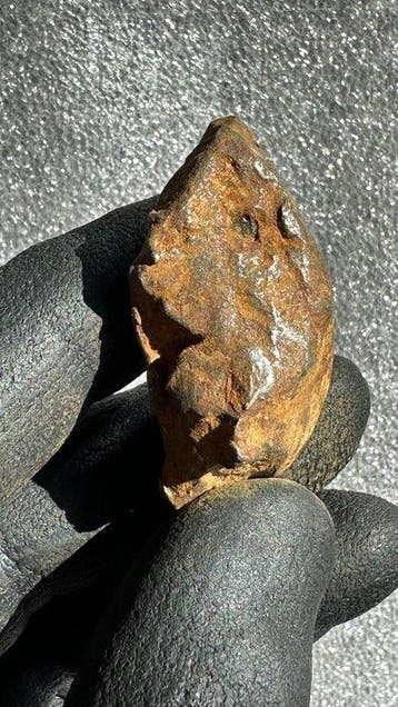 Gebel Kamil meteoriet Exemplaar - 71 g - (1)