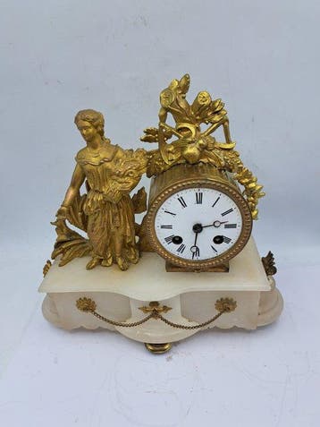 Figurale pendule - Albast, Messing, Zinklegering, Verguld -