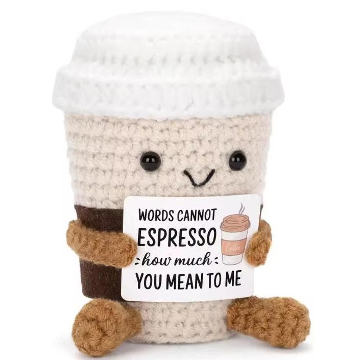 Gehaakte Koffiepop Emotionele Support Bureau Decoratie, Zakelijke goederen, Kantoor en Winkelinrichting | Kantoorartikelen, Nieuw in verpakking