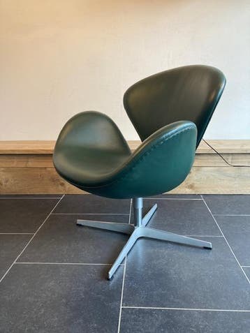 Design 2.0, Vitra, Fritz Hansen design tegen scherpe prijzen, Huis en Inrichting, Fauteuils, Zo goed als nieuw, Leer