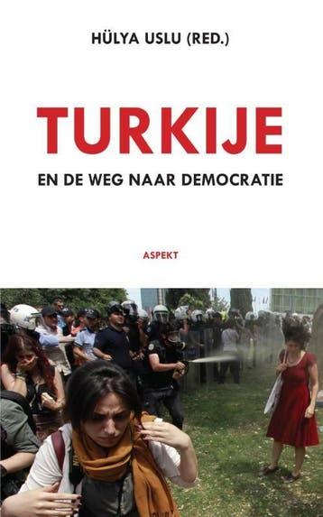 Turkije en de weg naar democratie 9789461534866, Verzenden, Gelezen