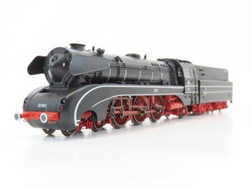 Märklin H0 - 37083 - Stoomlocomotief met tender (1) - BR 10,, Nieuw