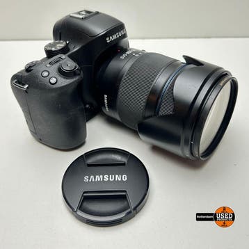 Samsung NX30 + 18-200mm ED OIS 1:3.5-6.3 Samsung lens, Audio, Tv en Foto, Verzenden, Gebruikt