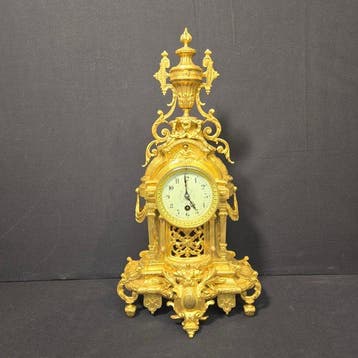 Tafelklok Lodewijk XVI-stijl - Verguld brons - 1850-1900 -