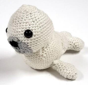 Witte gehaakte babyzeehondknuffel, Verzenden, Gebruikt