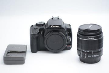 Canon EOS Kiss Digital X + Canon Zoom Lens EF-S 18-55mm, Nieuw