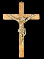 Crucifix - Hout - 1920-1930 - Fijn gesneden