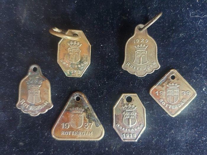Nederland Koper 6 x antieke hondenbelasting penning, Antiek en Kunst, Curiosa en Brocante