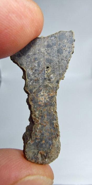 NEA 089, maan-troctolitische anorthosiet-smeltbreccie. Een