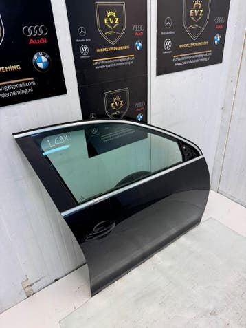 Portier 4-deurs rechts voor VW Jetta bj.2008 zwart LC9X, Gebruikt, Voor, Volkswagen, Deur