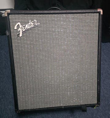 Fender - Aantal items: 2 - Basgitaarversterker - Indonesië -, Nieuw