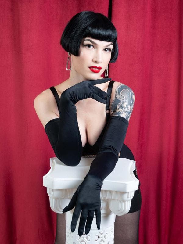 What Katie Did, Long Satin Gloves., Kleding | Dames, Ondergoed en Lingerie, Verzenden