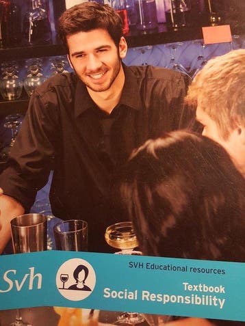 Textbook Social responsibility - Appel, Boeken, Overige Boeken, Verzenden, Gelezen