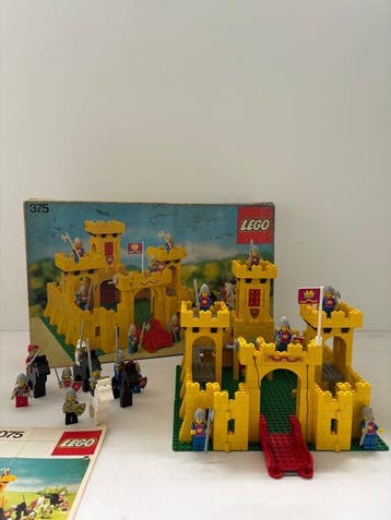 Lego Set - 375/6075 - Castle - 375 Yellow Castle, Nieuw