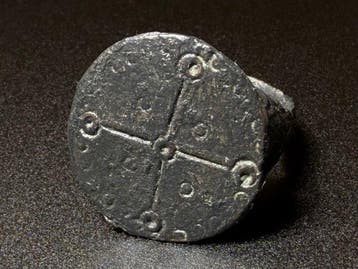 Middeleeuwen, kruisvaardersperiode Brons Ring met een kruis