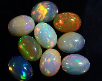 Gratis verzending ct. 8,20 Natuurlijke Ethiopische opalen