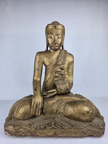 Grande Scultura di Buddha in Legno Dorato – Stile Mandalay –
