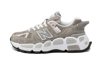 New Balance 574 Salehe Bembury Yurt Shark Skin, Nieuw