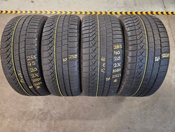 255/45/20 285/40/20 *105/108V PIRELLI WINTERBANDEN 7,3/6,5MM, Auto-onderdelen, Banden en Velgen, Ophalen, Gebruikt, 255 mm, Winterbanden