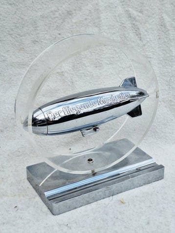 Figuur - Een desktop model van een reclame zeppelin Wicküler, Antiek en Kunst