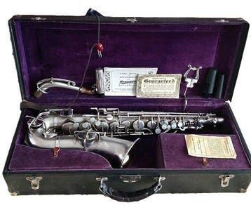 Buescher Band Instrument Company - True-Tone low Pitch - -, Nieuw