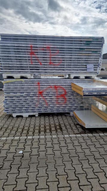 Dakplaten / wandplaten / sandwichpanelen - diverse kleuren, Verzenden, Gebruikt, Overige materialen, 20 tot 50 mm