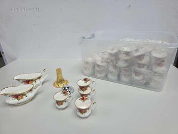 Divers porselein servies ROYAL ALBERT (33x), Diversen, Levensmiddelen