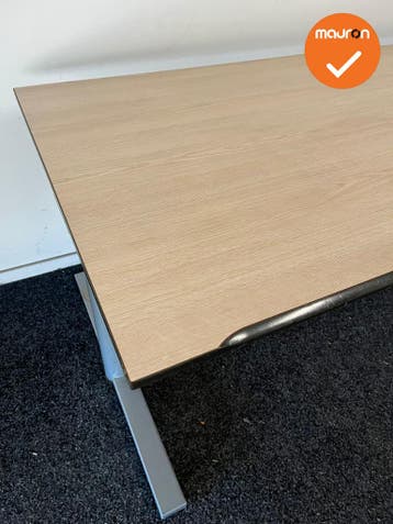 Gispen bureau – Slinger verstelbaar – 180x80 – Zilverg, Werkplek, Ophalen of Verzenden, Gebruikt, Bureau